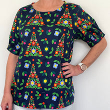 Load image into Gallery viewer, Evie top - Shining Tree