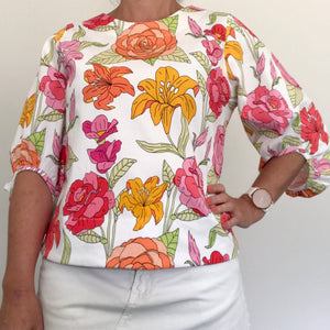 Zali top - Roses and Lillies