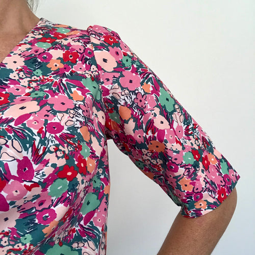 Mia Top (straight sleeve) - Floral fest pink