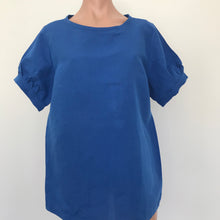 Load image into Gallery viewer, Evie top (short sleeve) - Cobalt