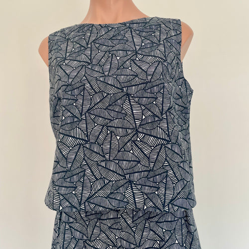 Olinda top - Navy Leaves