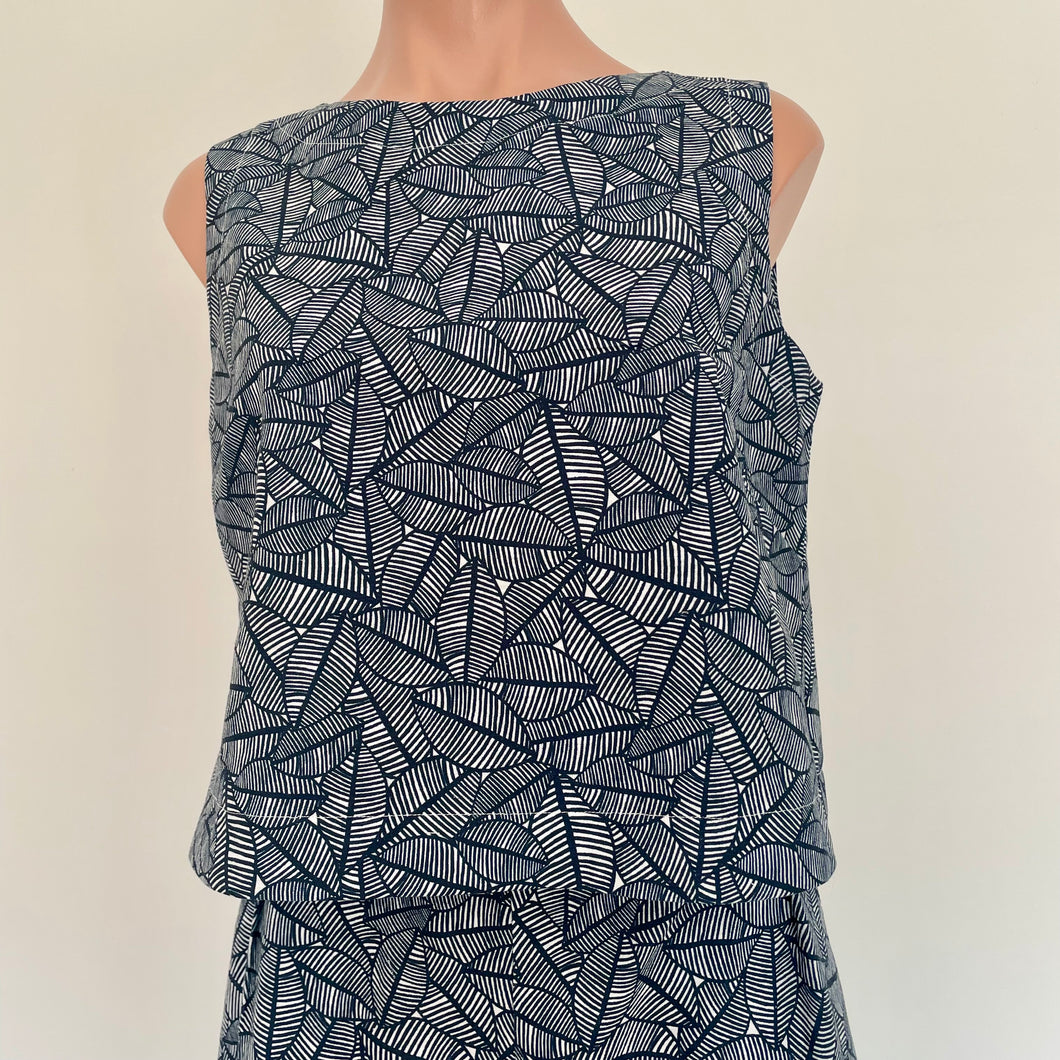Olinda top - Navy Leaves