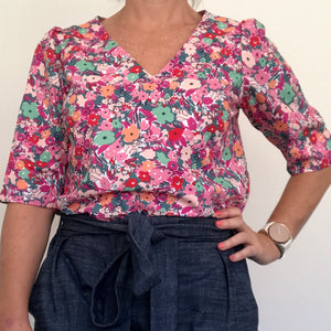 Mia Top (straight sleeve) - Floral fest pink