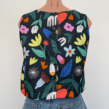 Load image into Gallery viewer, Olinda Top - Floral Green