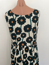 Load image into Gallery viewer, Bella Dress - Green Flowers
