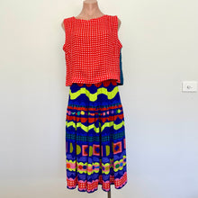 Load image into Gallery viewer, Olinda top and skirt set - Sweet Fritti (red front)