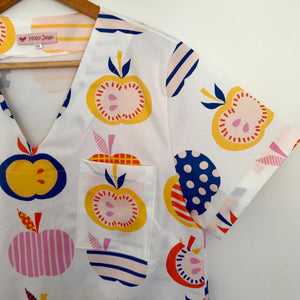 Scrub top - Apples