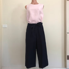 Load image into Gallery viewer, Jessie Linen Pants - navy